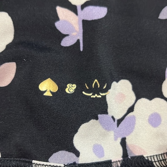 Beyond Yoga x Kate Spade Cinched Side Bow Legging Floral Garden Size Small - Picture 8 of 9